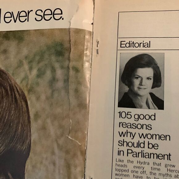 Chatelaine Magazine - October  1971 - Picture 4 of 5
